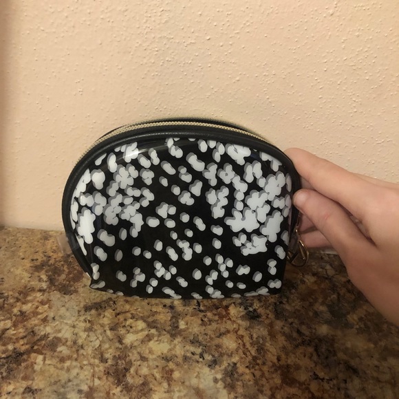 Adrienne Vittadini Studio Cosmetic 3 Pc Bag Set - Picture 12 of 13